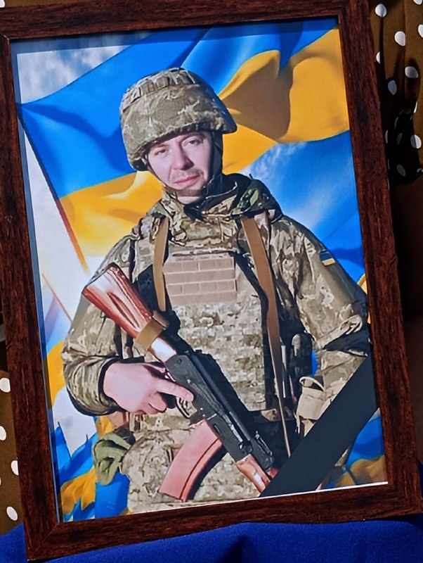 💔На Львівщині попрощалися з полеглим захисником України з Маріуполя Євгеном Шулікою 💔На Львівщині попрощалися з полеглим захисником України з Маріуполя Євгеном Шулікою