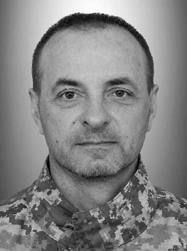 Щоденно о 9 годині – загальнонаціональна хвилина мовчання. Зупиніться, де б ви не були Щоденно о 9 годині – загальнонаціональна хвилина мовчання. Зупиніться, де б ви не були