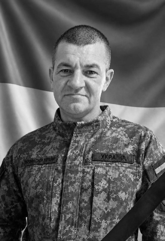 Щоденно о 9 годині – загальнонаціональна хвилина мовчання. Зупиніться, де б ви не були Щоденно о 9 годині – загальнонаціональна хвилина мовчання. Зупиніться, де б ви не були
