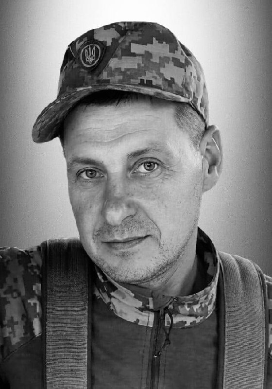 Щоденно о 9 годині – загальнонаціональна хвилина мовчання. Зупиніться, де б ви не були Щоденно о 9 годині – загальнонаціональна хвилина мовчання. Зупиніться, де б ви не були