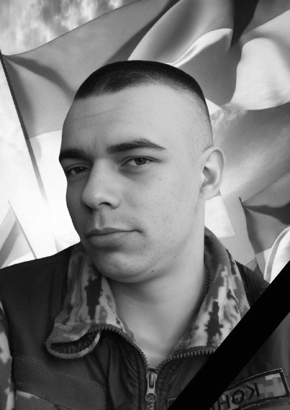 Щоденно о 9 годині – загальнонаціональна хвилина мовчання. Зупиніться, де б ви не були Щоденно о 9 годині – загальнонаціональна хвилина мовчання. Зупиніться, де б ви не були