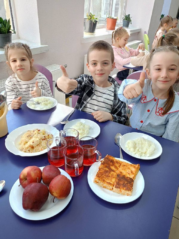 Попри щоденні російські атаки, життя має тривати. Ми готуємося до нового навчального року й робимо все Попри щоденні російські атаки, життя має тривати. Ми готуємося до нового навчального року й робимо все