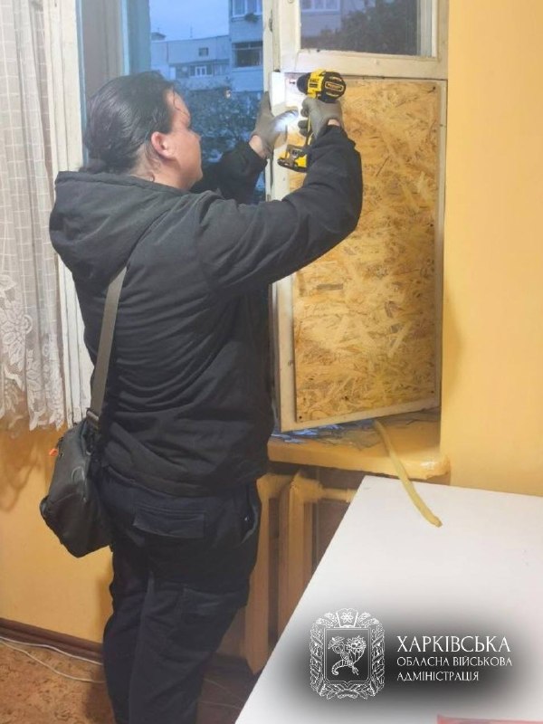 ⚠️Відучора усуваємо наслідки ворожого обстрілу у Слобідському районі Харкова. ⚠️Відучора усуваємо наслідки ворожого обстрілу у Слобідському районі Харкова.