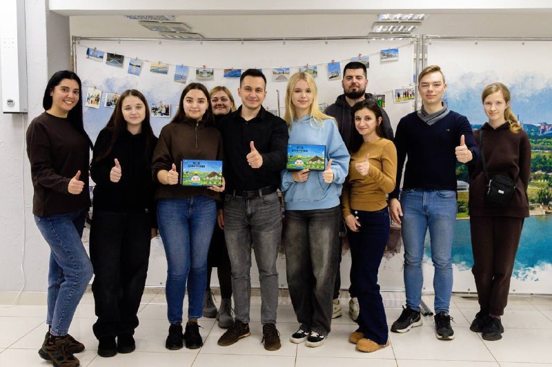 🇺🇦Молодь Маріуполя зберігає єдність та розвиток
☝️Сьогодні в Україні відзначається День молоді 🇺🇦Молодь Маріуполя зберігає єдність та розвиток
☝️Сьогодні в Україні відзначається День молоді