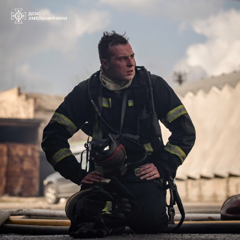 Так виглядають рятувальники Хмельниччини, коли повертаються з ліквідації пожежі 🔥 Так виглядають рятувальники Хмельниччини, коли повертаються з ліквідації пожежі 🔥