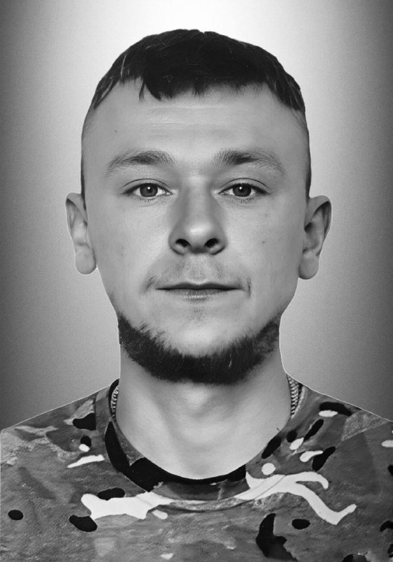 Щоденно о 9 годині – загальнонаціональна хвилина мовчання. Зупиніться, де б ви не були Щоденно о 9 годині – загальнонаціональна хвилина мовчання. Зупиніться, де б ви не були