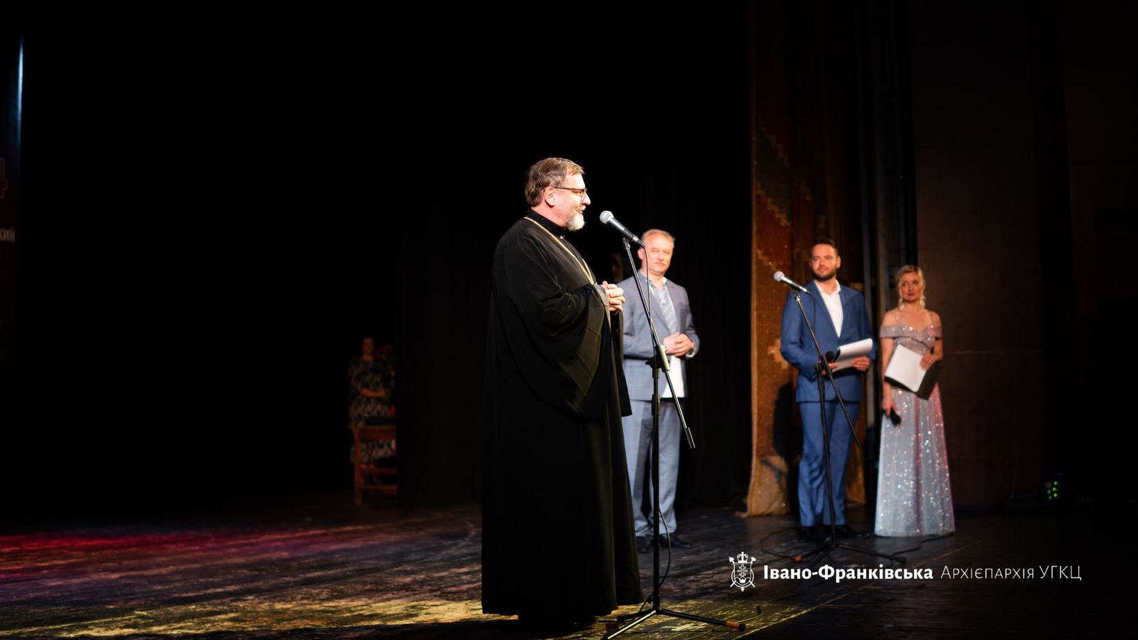 Блаженніший Святослав завітав на урочисту академію вручення дипломів випускникам Івано-Франківського медуніверситету