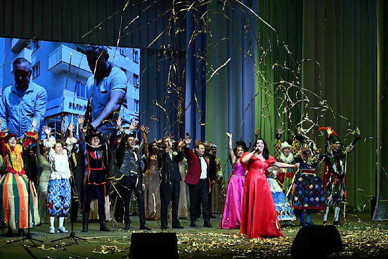 ❗️МЗС України назвало святкування в Маріупольському драмтеатрі "навмисним терором" ❗️МЗС України назвало святкування в Маріупольському драмтеатрі "навмисним терором"