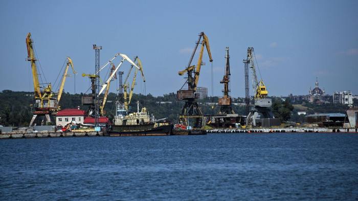 ❗️У Маріуполі готують порт до приймання російських військових катерів ❗️У Маріуполі готують порт до приймання російських військових катерів