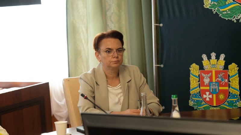 Напередодні 1 вересня провели нараду з головами громад щодо готовності освітньої галузі області до нового навчального року Напередодні 1 вересня провели нараду з головами громад щодо готовності освітньої галузі області до нового навчального року