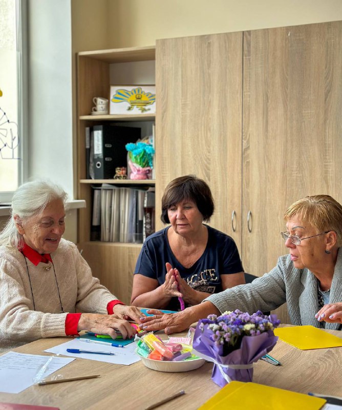 👩🎓"Університет активного довголіття": стартує другий курс для людей старшого віку! 👩🎓"Університет активного довголіття": стартує другий курс для людей старшого віку!