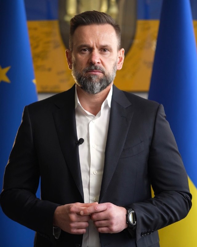 Президент Володимир Зеленський підписав Указ про створення в Конгресі місцевих та регіональних влад окремої структури Президент Володимир Зеленський підписав Указ про створення в Конгресі місцевих та регіональних влад окремої структури