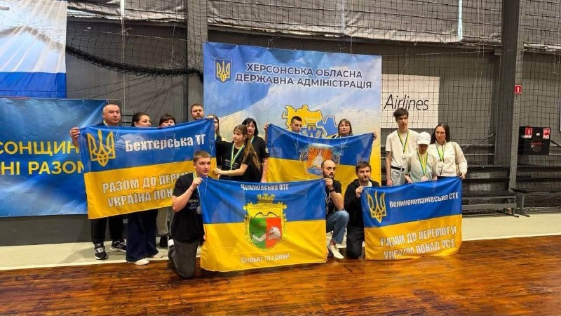 Координаційний центр «Вільні разом» у Миколаєві продовжує всебічно допомагати переселенцям з Херсонщини Координаційний центр «Вільні разом» у Миколаєві продовжує всебічно допомагати переселенцям з Херсонщини