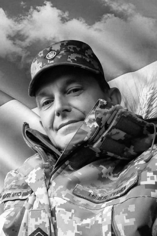 Щоденно о 9 годині – загальнонаціональна хвилина мовчання. Зупиніться, де б ви не були Щоденно о 9 годині – загальнонаціональна хвилина мовчання. Зупиніться, де б ви не були