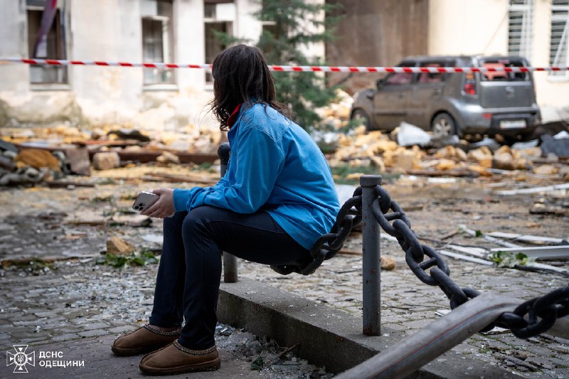 Одеса… 💔
Там, де ще вчора вирувало життя, сьогодні – уламки та тиша після ворожої атаки Одеса… 💔
Там, де ще вчора вирувало життя, сьогодні – уламки та тиша після ворожої атаки
