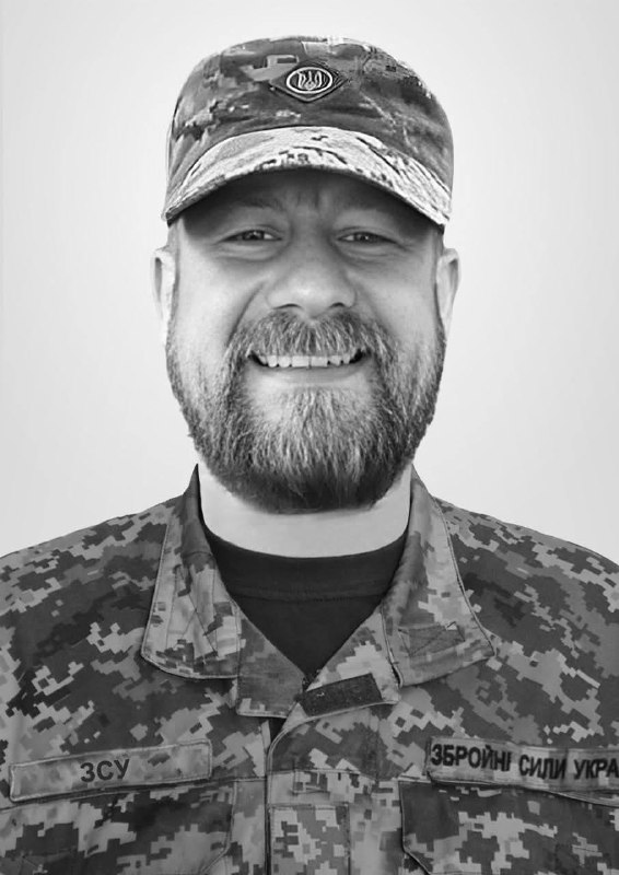 Щоденно о 9 годині – загальнонаціональна хвилина мовчання. Зупиніться, де б ви не були Щоденно о 9 годині – загальнонаціональна хвилина мовчання. Зупиніться, де б ви не були