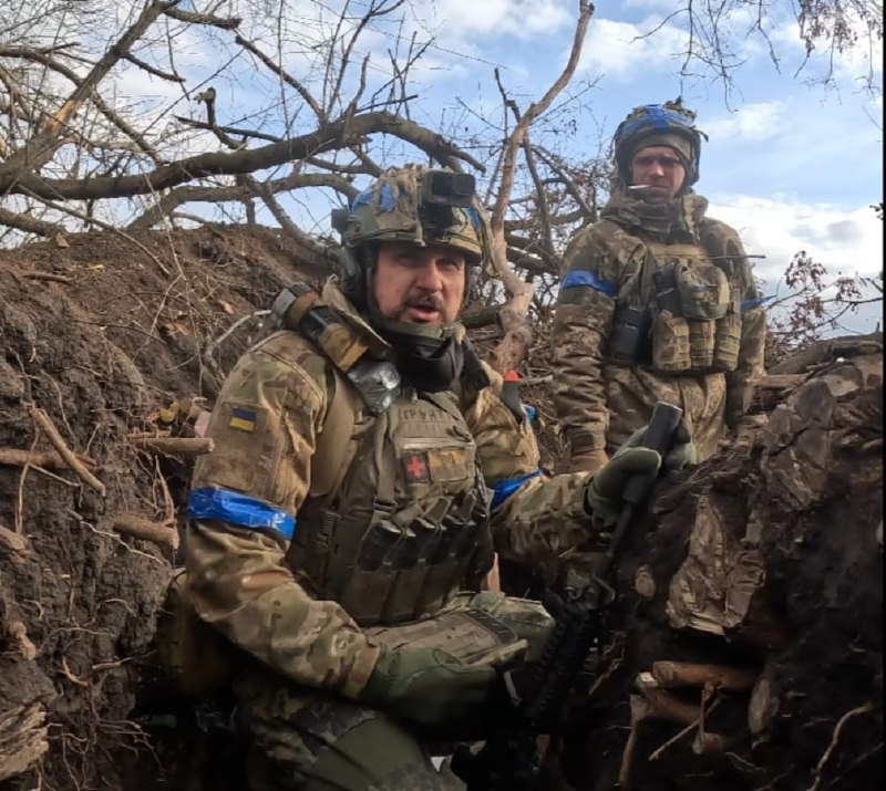 🇺🇦Олег Сенцов планує зняти фільм про захисників Маріуполя
✊🪖Український режисер та військовослужбовець... 🇺🇦Олег Сенцов планує зняти фільм про захисників Маріуполя
✊🪖Український режисер та військовослужбовець...