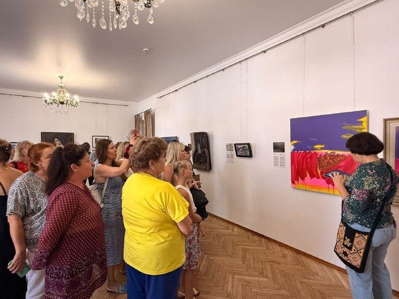 У координаційному центрі «Вільні разом» у Вінниці продовжують підтримувати переселенців з Херсонщини. У координаційному центрі «Вільні разом» у Вінниці продовжують підтримувати переселенців з Херсонщини.