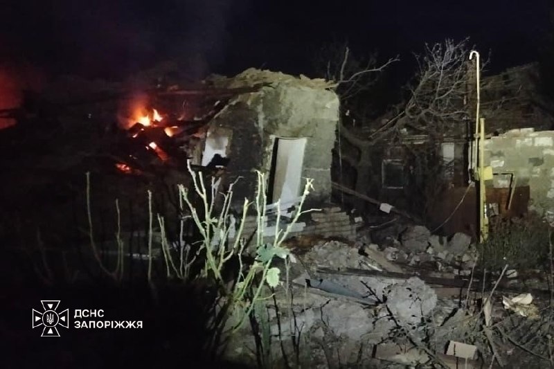 ❗Запорізький район: вночі внаслідок російських атак однієї з прифронтових громад загинув чоловік, ще 4 людей постраждали ❗Запорізький район: вночі внаслідок російських атак однієї з прифронтових громад загинув чоловік, ще 4 людей постраждали