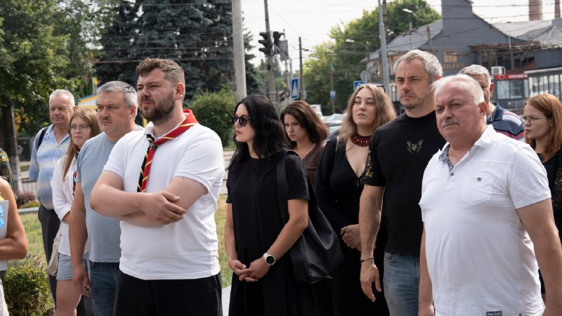 Сьогодні ми відзначаємо 119 років від дня народження Олега Ольжича. Його життєвий шлях досі залишається для нас прикладом незламної волі Сьогодні ми відзначаємо 119 років від дня народження Олега Ольжича. Його життєвий шлях досі залишається для нас прикладом незламної волі