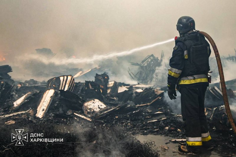 ‼️UPD: у Харкові під завалами зруйнованої виробничої будівлі рятувальники виявили фрагменти тіла ще однієї загиблої людини ‼️UPD: у Харкові під завалами зруйнованої виробничої будівлі рятувальники виявили фрагменти тіла ще однієї загиблої людини