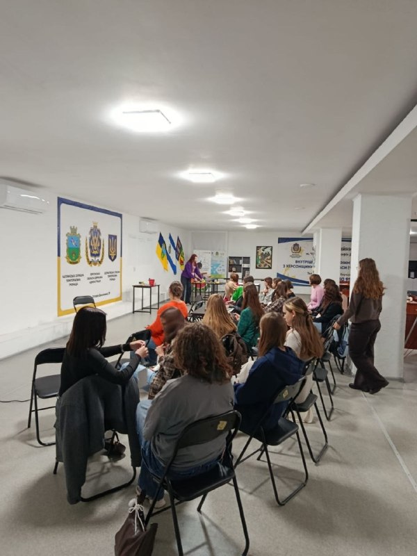Координаційний центр «Вільні разом» у Черкасах продовжує комплексну підтримку переселенців з Херсонщини. Координаційний центр «Вільні разом» у Черкасах продовжує комплексну підтримку переселенців з Херсонщини.