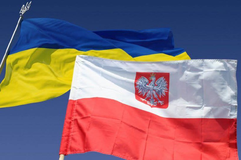 Сьогодні наші добрі сусіди – Республіка Польща – відзначають День Конституції.
234 роки тому ви зробили вибір на користь демократії Сьогодні наші добрі сусіди – Республіка Польща – відзначають День Конституції.
234 роки тому ви зробили вибір на користь демократії