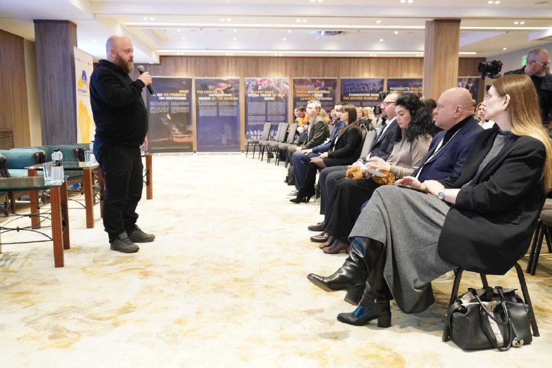 Релокація як виклик і ресурс: що сьогодні формує майбутнє Луганщини
16 грудня в Києві відбулася конференція «Що допомагає Луганщині в релокації Релокація як виклик і ресурс: що сьогодні формує майбутнє Луганщини
16 грудня в Києві відбулася конференція «Що допомагає Луганщині в релокації