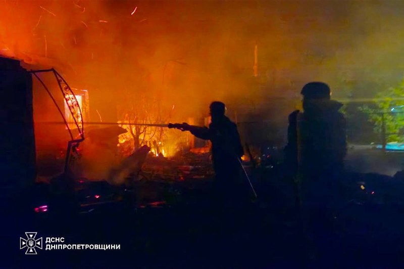 ❗️#Дніпропетровщина: внаслідок ворожих атак 3 людей загинули, 5 постраждали, серед них — діти ❗️#Дніпропетровщина: внаслідок ворожих атак 3 людей загинули, 5 постраждали, серед них — діти