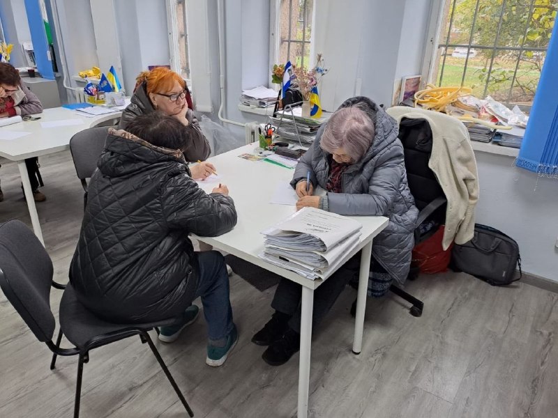 Львівський координаційний центр «Вільні разом» продовжує всебічно підтримувати ВПО з Херсонщини. Львівський координаційний центр «Вільні разом» продовжує всебічно підтримувати ВПО з Херсонщини.