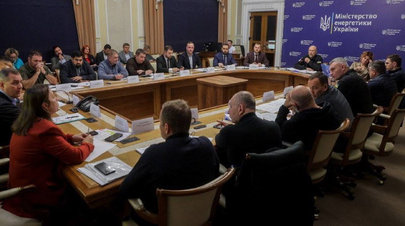 Провели засідання оновленого Штабу.
У фокусі — ліквідація наслідків надзвичайних ситуацій за трьома ключовими напрямками: Провели засідання оновленого Штабу.
У фокусі — ліквідація наслідків надзвичайних ситуацій за трьома ключовими напрямками:
