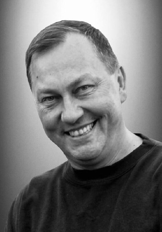 Щоденно о 9 годині – загальнонаціональна хвилина мовчання. Зупиніться, де б ви не були Щоденно о 9 годині – загальнонаціональна хвилина мовчання. Зупиніться, де б ви не були