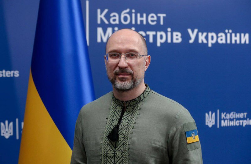 Щороку у третій четвер травня українці відзначають День вишиванки.
Вишиванка — код незламності українського народу Щороку у третій четвер травня українці відзначають День вишиванки.
Вишиванка — код незламності українського народу