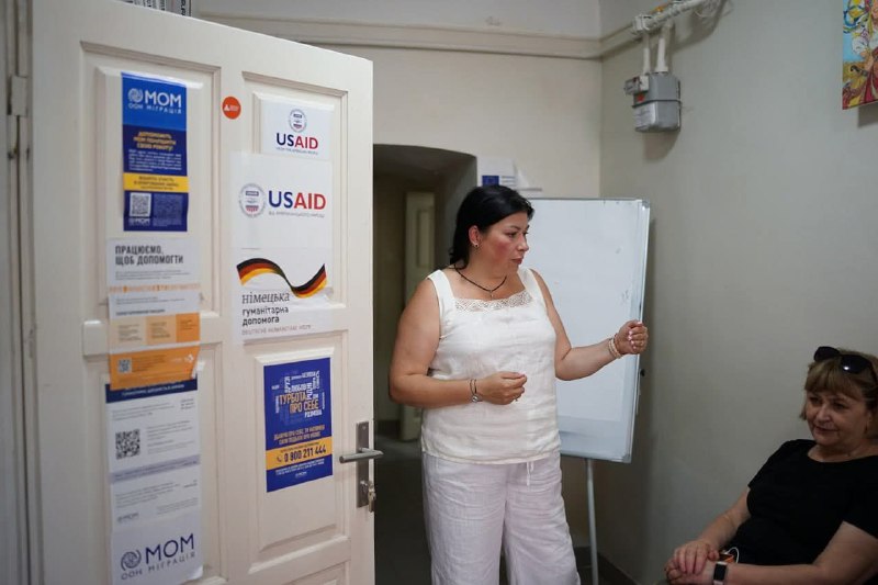 Чернівецький хаб Шульгинської громади: системна підтримка, нові послуги й незламний зв'язок із Луганщиною Чернівецький хаб Шульгинської громади: системна підтримка, нові послуги й незламний зв'язок із Луганщиною