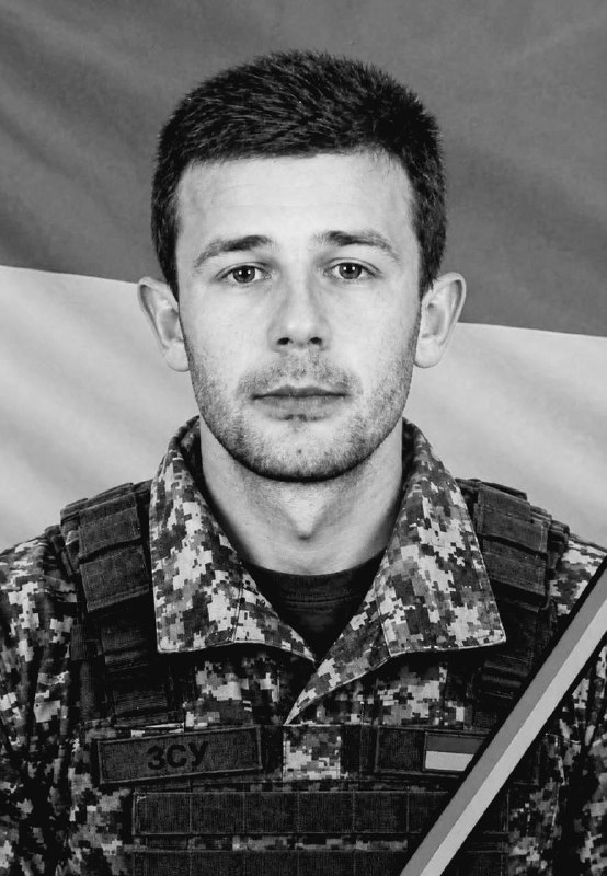 Щоденно о 9 годині – загальнонаціональна хвилина мовчання. Зупиніться, де б ви не були Щоденно о 9 годині – загальнонаціональна хвилина мовчання. Зупиніться, де б ви не були