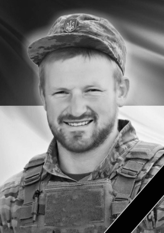 Щоденно о 9 годині – загальнонаціональна хвилина мовчання. Зупиніться, де б ви не були Щоденно о 9 годині – загальнонаціональна хвилина мовчання. Зупиніться, де б ви не були