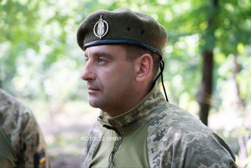 Захисника з Дрогобича нагородили почесною відзнакою Головнокомандувача Збройних сил України Захисника з Дрогобича нагородили почесною відзнакою Головнокомандувача Збройних сил України