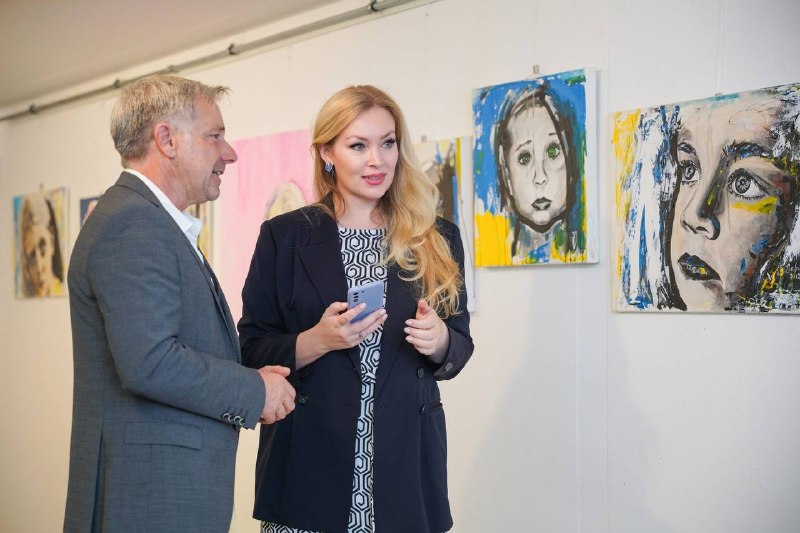 🇺🇦Художниця з Маріуполя Ірина Федоренко представила Україну на міжнародній культурній сцені 🇺🇦Художниця з Маріуполя Ірина Федоренко представила Україну на міжнародній культурній сцені