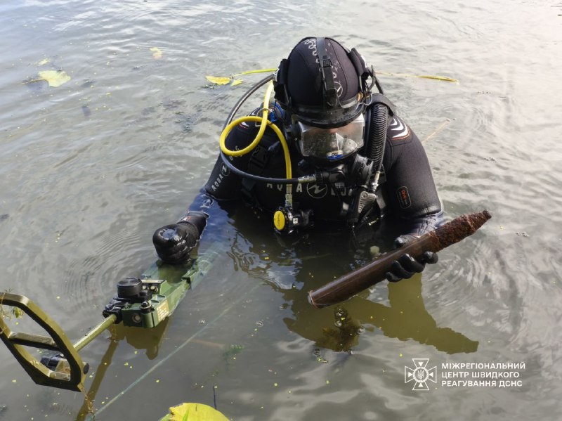 💥Щодня водолази-сапери Міжрегіонального центру швидкого реагування ДСНС України пірнають у глибини водойм на Сумщині 💥Щодня водолази-сапери Міжрегіонального центру швидкого реагування ДСНС України пірнають у глибини водойм на Сумщині