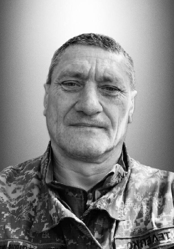 Щоденно о 9 годині – загальнонаціональна хвилина мовчання. Зупиніться, де б ви не були Щоденно о 9 годині – загальнонаціональна хвилина мовчання. Зупиніться, де б ви не були
