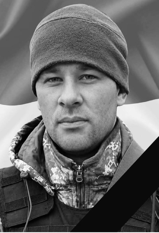 Щоденно о 9 годині – загальнонаціональна хвилина мовчання. Зупиніться, де б ви не були Щоденно о 9 годині – загальнонаціональна хвилина мовчання. Зупиніться, де б ви не були