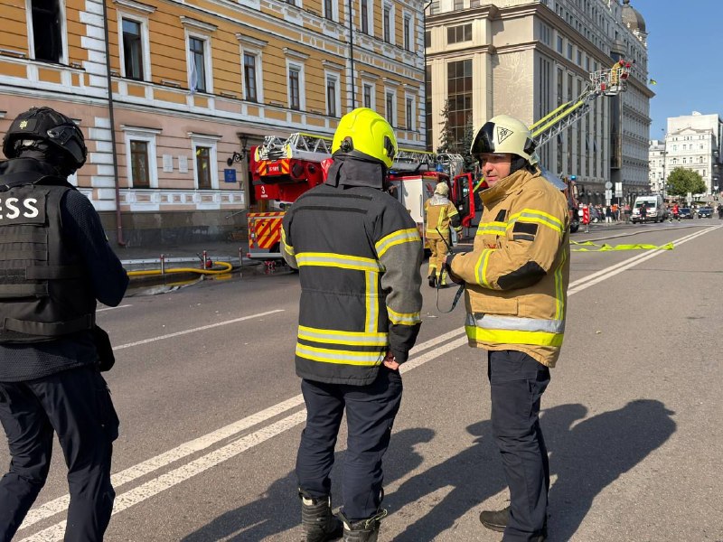 АТАКА ПО НАНУ - ЦЕ АТАКА ПО ВСІЙ УКРАЇНІ
Сьогодні, 28 вересня, російська федерація вчергове здійснила повітряну... АТАКА ПО НАНУ - ЦЕ АТАКА ПО ВСІЙ УКРАЇНІ
Сьогодні, 28 вересня, російська федерація вчергове здійснила повітряну...