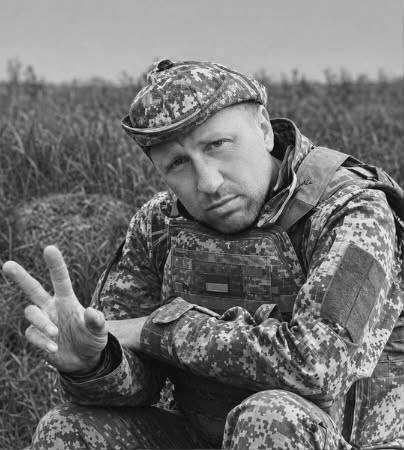 Щоденно о 9 годині – загальнонаціональна хвилина мовчання. Зупиніться, де б ви не були Щоденно о 9 годині – загальнонаціональна хвилина мовчання. Зупиніться, де б ви не були