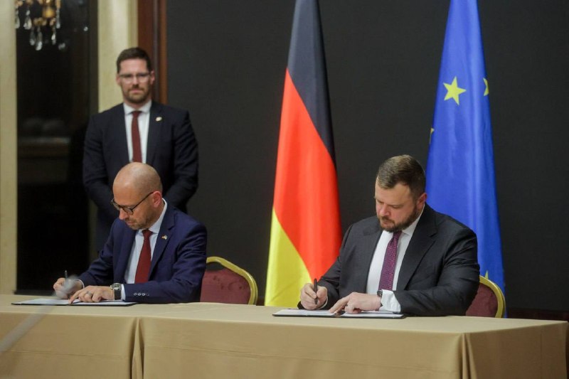 🇺🇦🇩🇪 Україна і Німеччина поглиблюють енергетичне партнерство. За підсумками Українсько-німецького бізнес-форуму... 🇺🇦🇩🇪 Україна і Німеччина поглиблюють енергетичне партнерство. За підсумками Українсько-німецького бізнес-форуму...