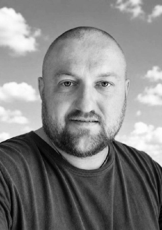 Щоденно о 9 годині – загальнонаціональна хвилина мовчання. Зупиніться, де б ви не були Щоденно о 9 годині – загальнонаціональна хвилина мовчання. Зупиніться, де б ви не були