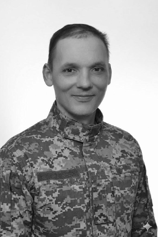 Щоденно о 9 годині – загальнонаціональна хвилина мовчання. Зупиніться, де б ви не були Щоденно о 9 годині – загальнонаціональна хвилина мовчання. Зупиніться, де б ви не були