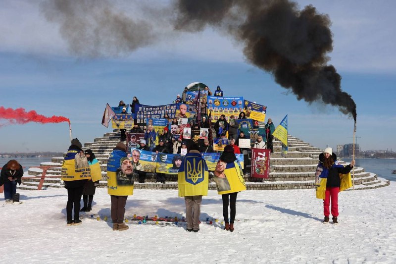 🇺🇦Не маємо права забути! Маріупольці борються за свободу захисників 🇺🇦Не маємо права забути! Маріупольці борються за свободу захисників