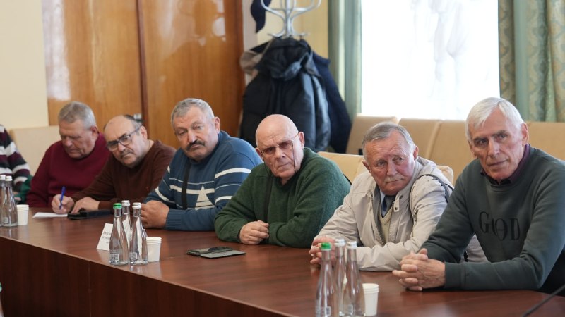 Сьогодні зустрівся з нашими земляками - учасниками ліквідації наслідків аварії на ЧАЕС Сьогодні зустрівся з нашими земляками - учасниками ліквідації наслідків аварії на ЧАЕС