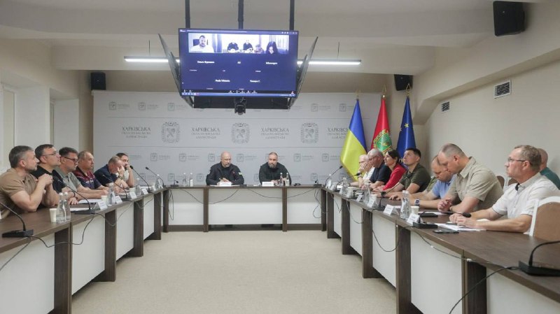 На Харківщині провели нараду за участі керівництва обласної військової адміністрації На Харківщині провели нараду за участі керівництва обласної військової адміністрації
