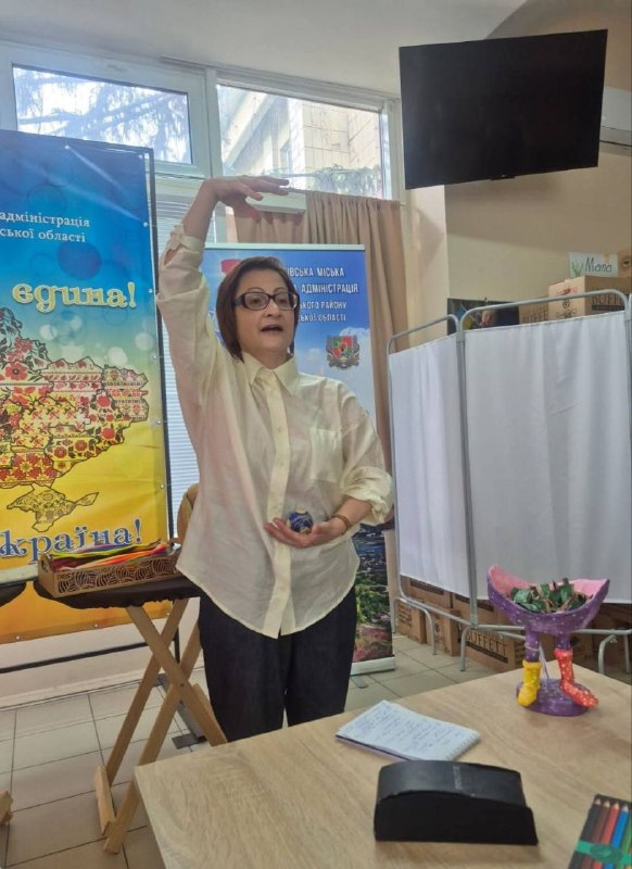 У Броварах відбувся просвітницький тренінг для ВПО з Луганщини
У межах Місячника обізнаності про ментальне... У Броварах відбувся просвітницький тренінг для ВПО з Луганщини
У межах Місячника обізнаності про ментальне...